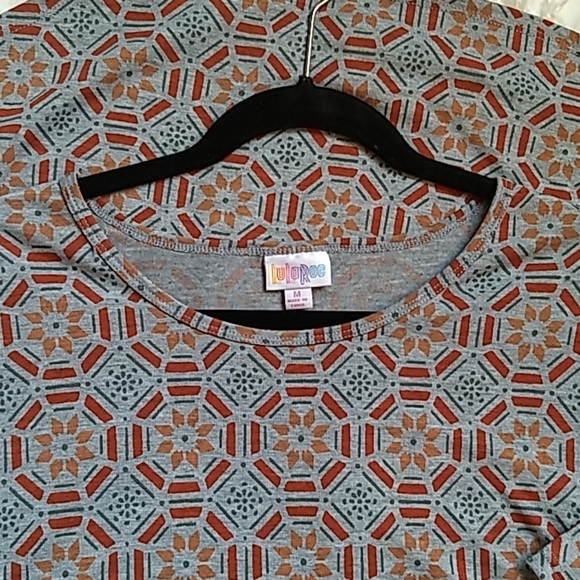 Lularoe Irma tee - Picture 3 of 6